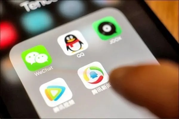 谁能告诉我,QQ交友的怎么才可以点亮？